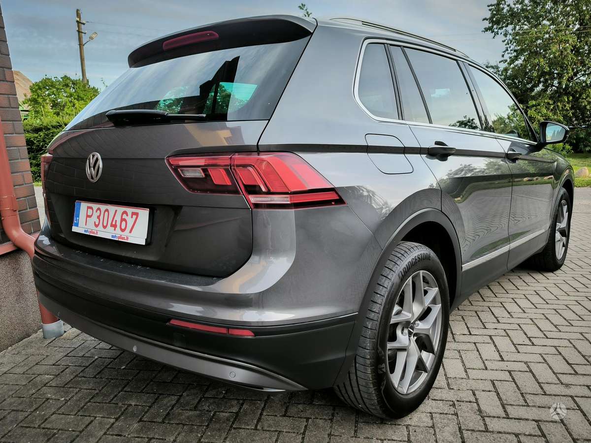 Volkswagen Tiguan - 9