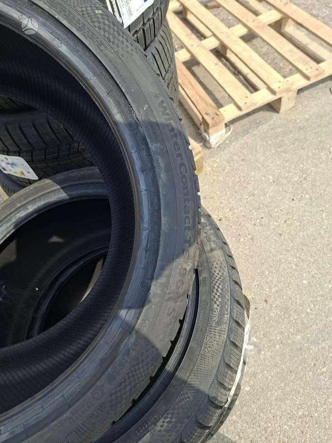 Continental R19 275/40, winter 295/35 R19
