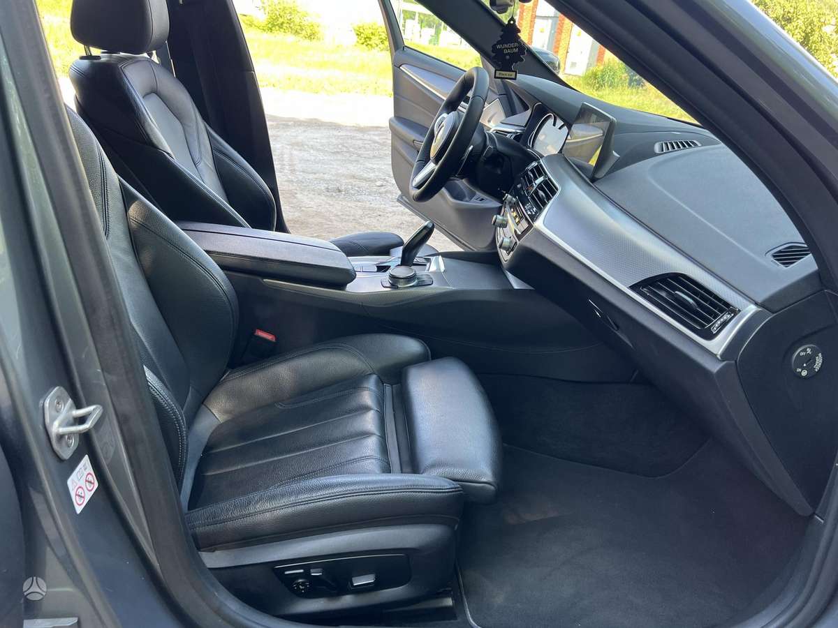 BMW 525, 2.0 l., Универсал