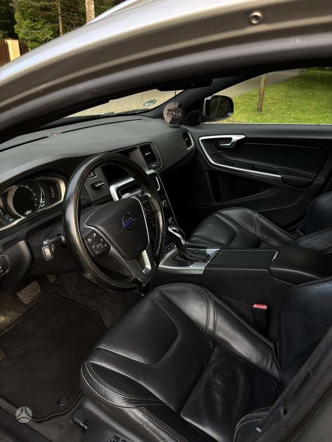 Volvo V60, 2.4 l., Универсал