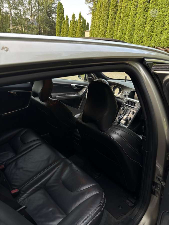 Volvo V60, 2.4 l., Универсал