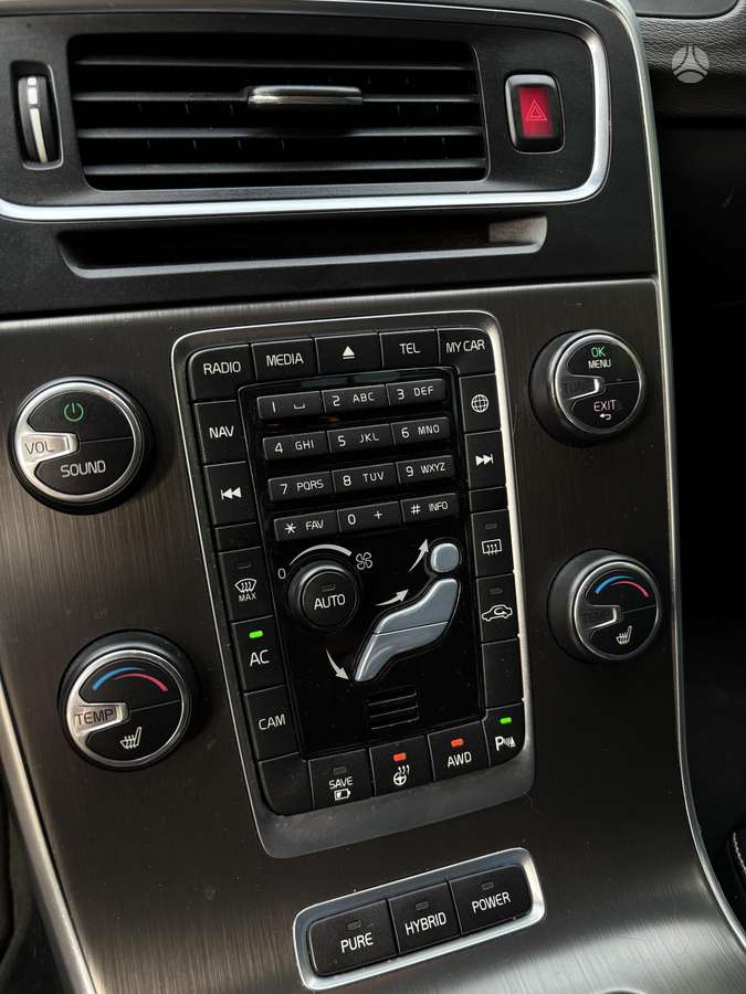 Volvo V60, 2.4 l., Универсал
