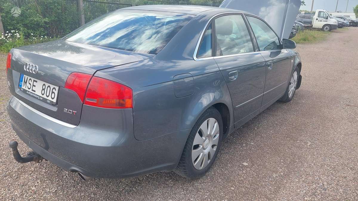 Audi A4, 2.0 l., Седан
