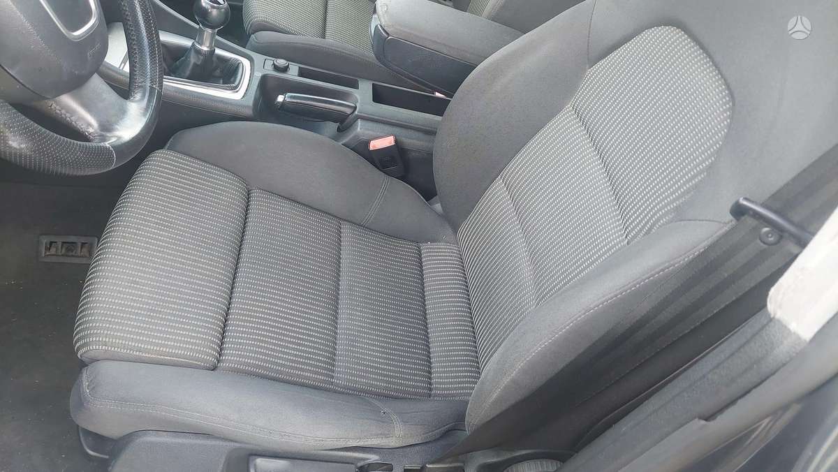 Audi A4, 2.0 l., Седан