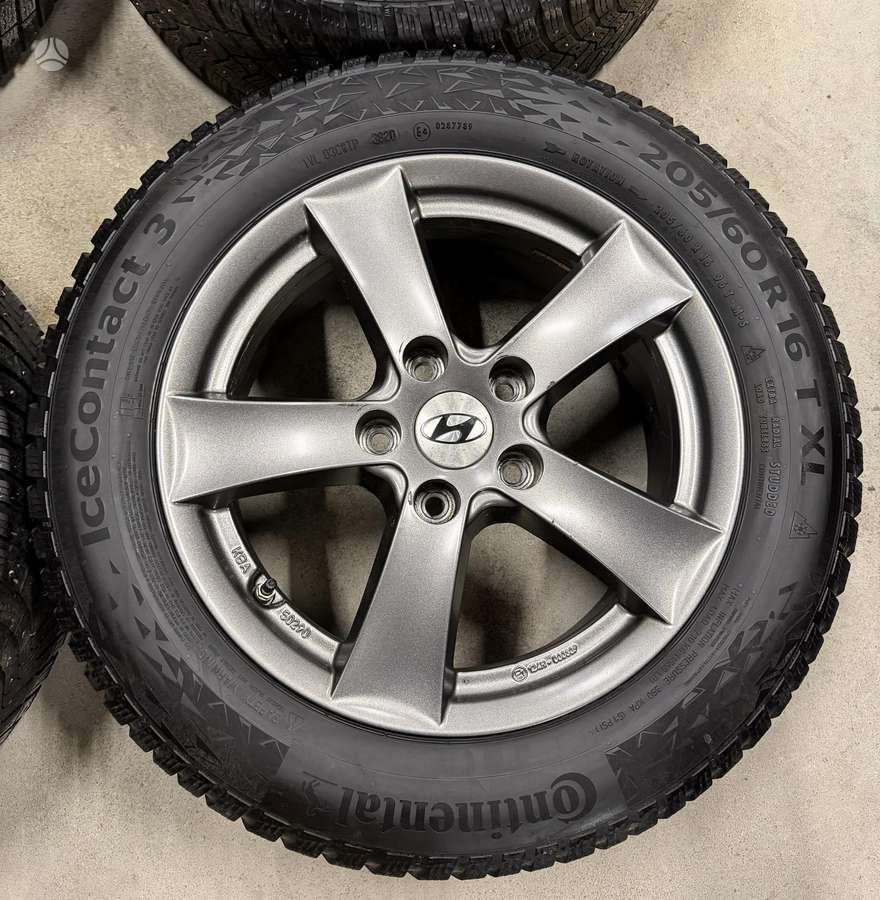 Hyundai, light alloy, R16
