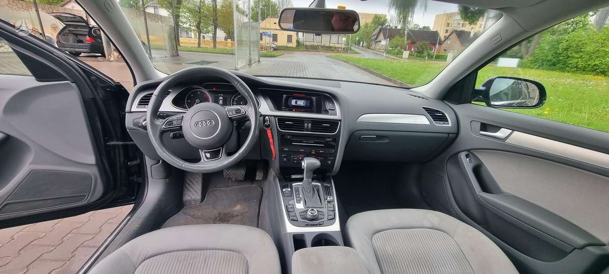 Audi A4, 2.0 l., universalas