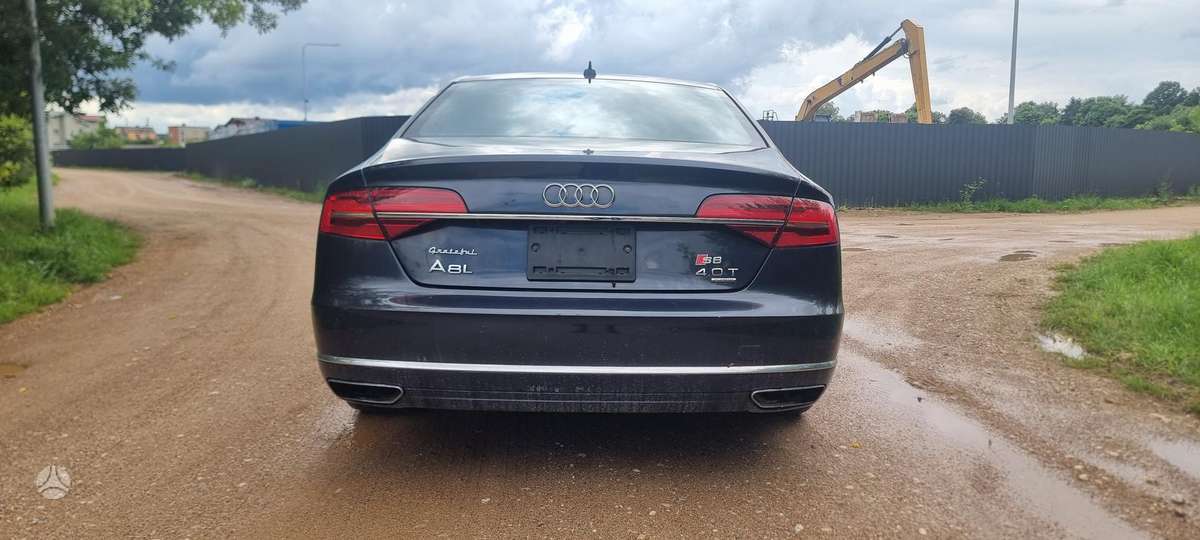 Audi A8, 4.0 l., Седан