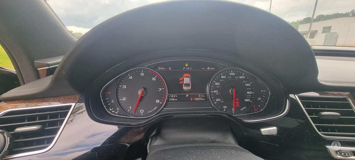 Audi A8, 4.0 l., Седан