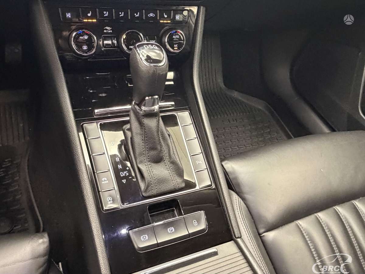 Skoda Superb, 1.6 l., Универсал
