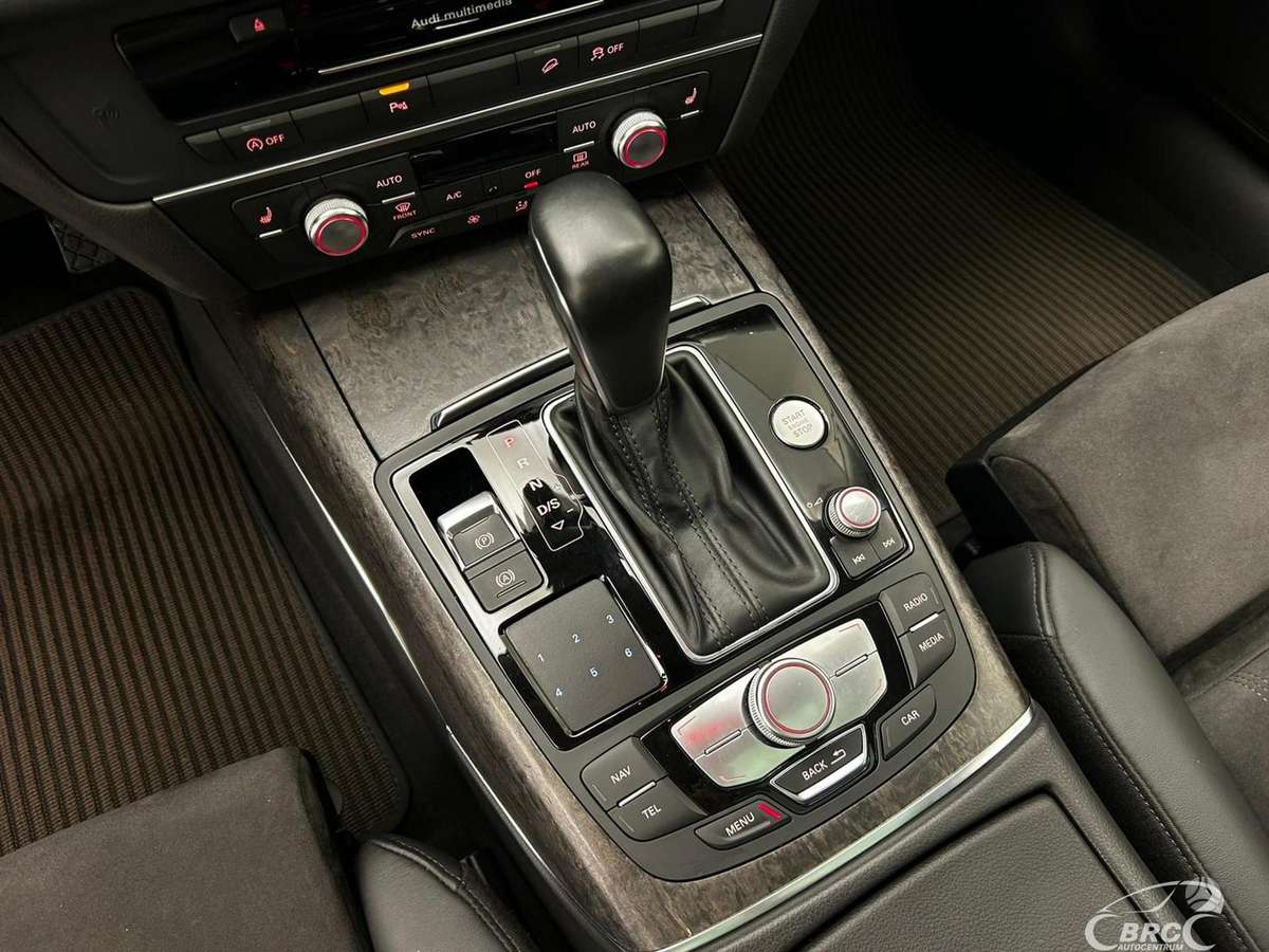 Audi A6 allroad, 3.0 l., Универсал