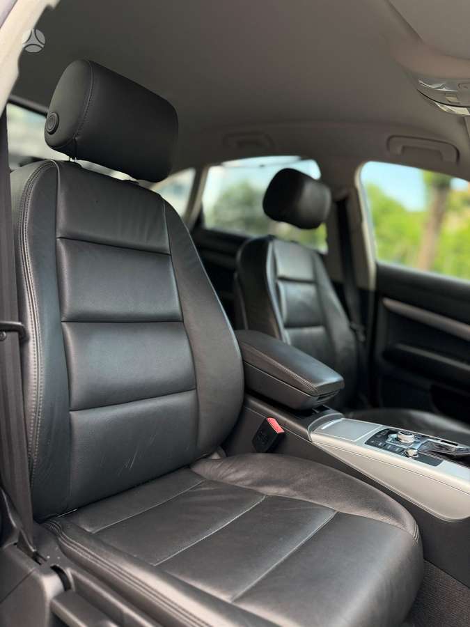 Audi A6, sedanas