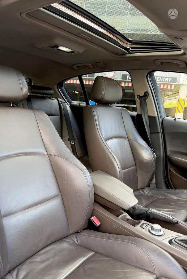 BMW 120, 2.0 l., Хэтчбек