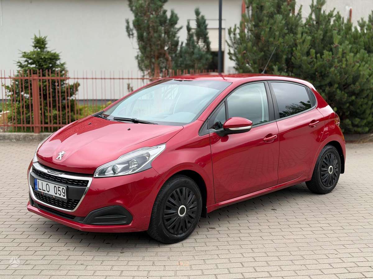 Peugeot 208, Хэтчбек