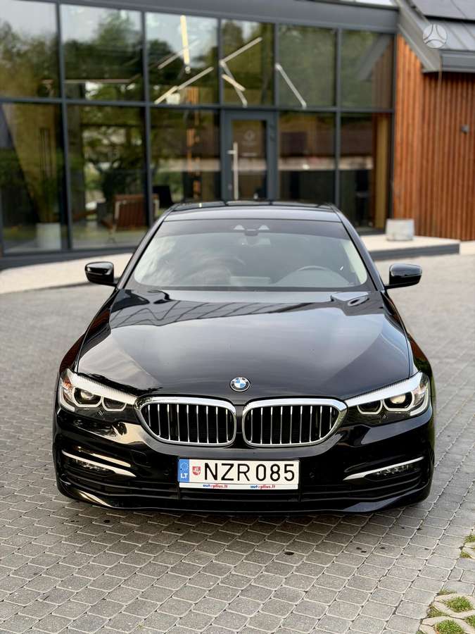 BMW 520, 2.0 l., Седан