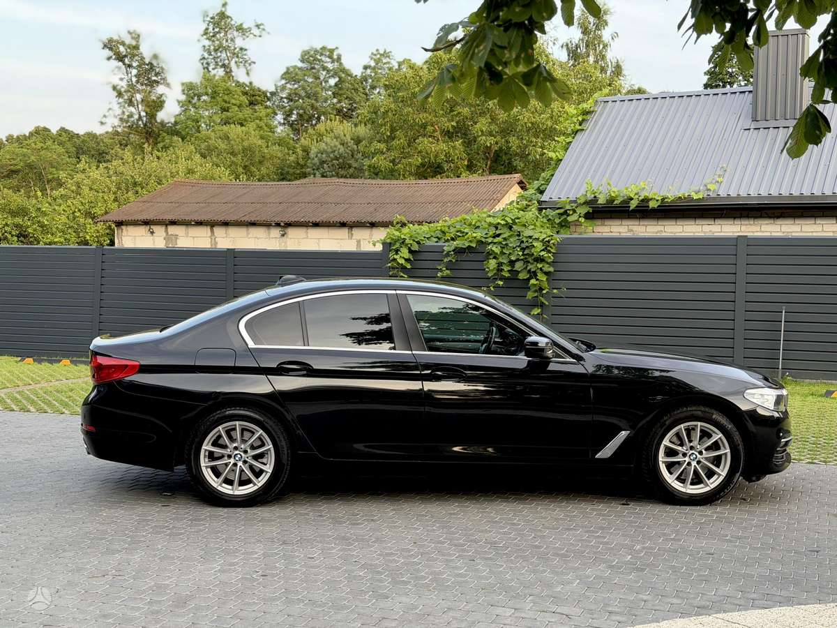 BMW 520, 2.0 l., Седан