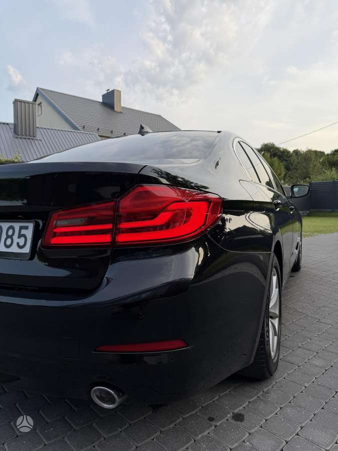 BMW 520, 2.0 l., Седан
