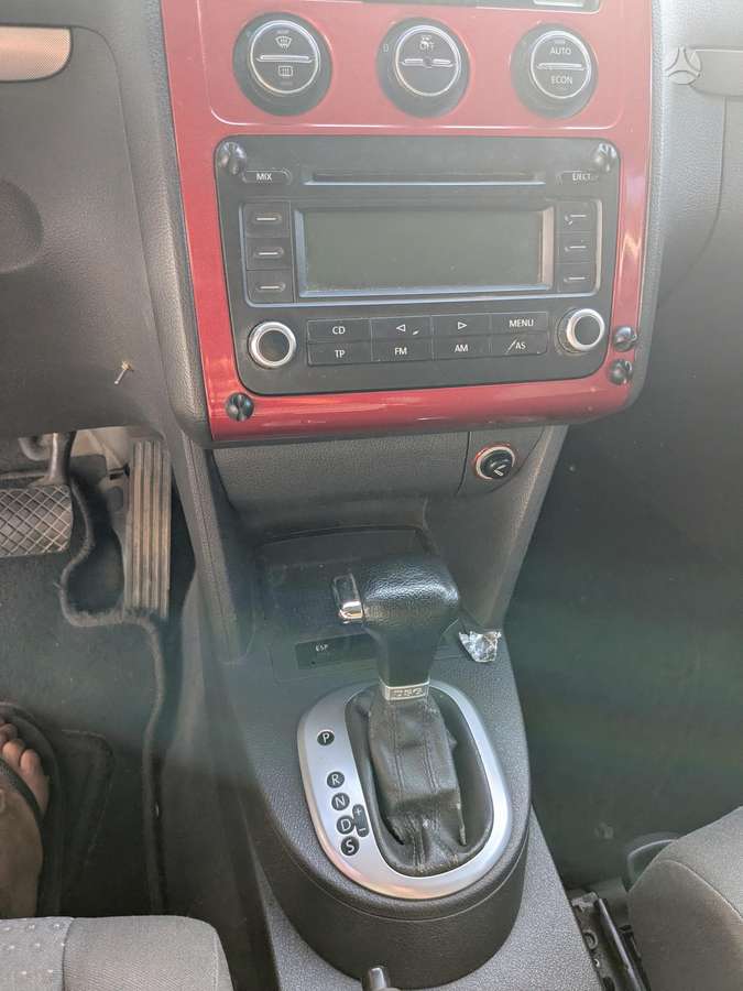 Volkswagen Touran - 7