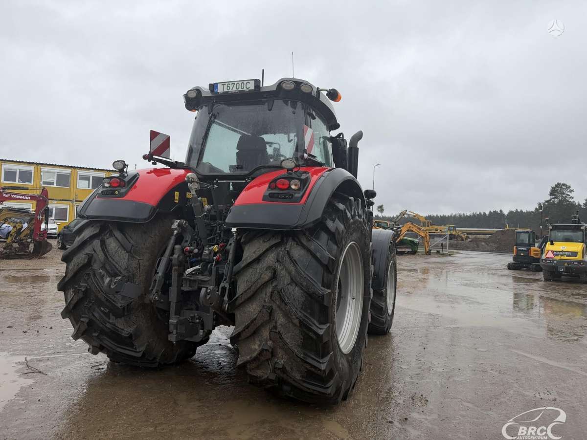 Massey Ferguson S 8740, traktoriai