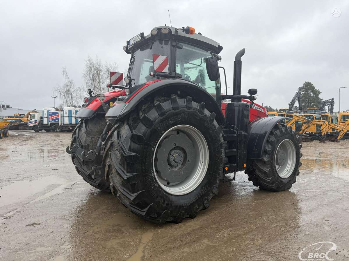 Massey Ferguson S 8740, traktoriai