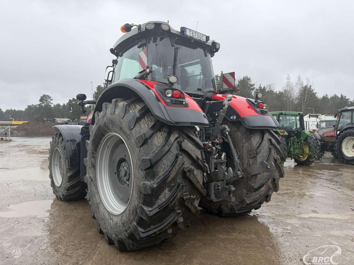 Massey Ferguson S 8740, traktoriai
