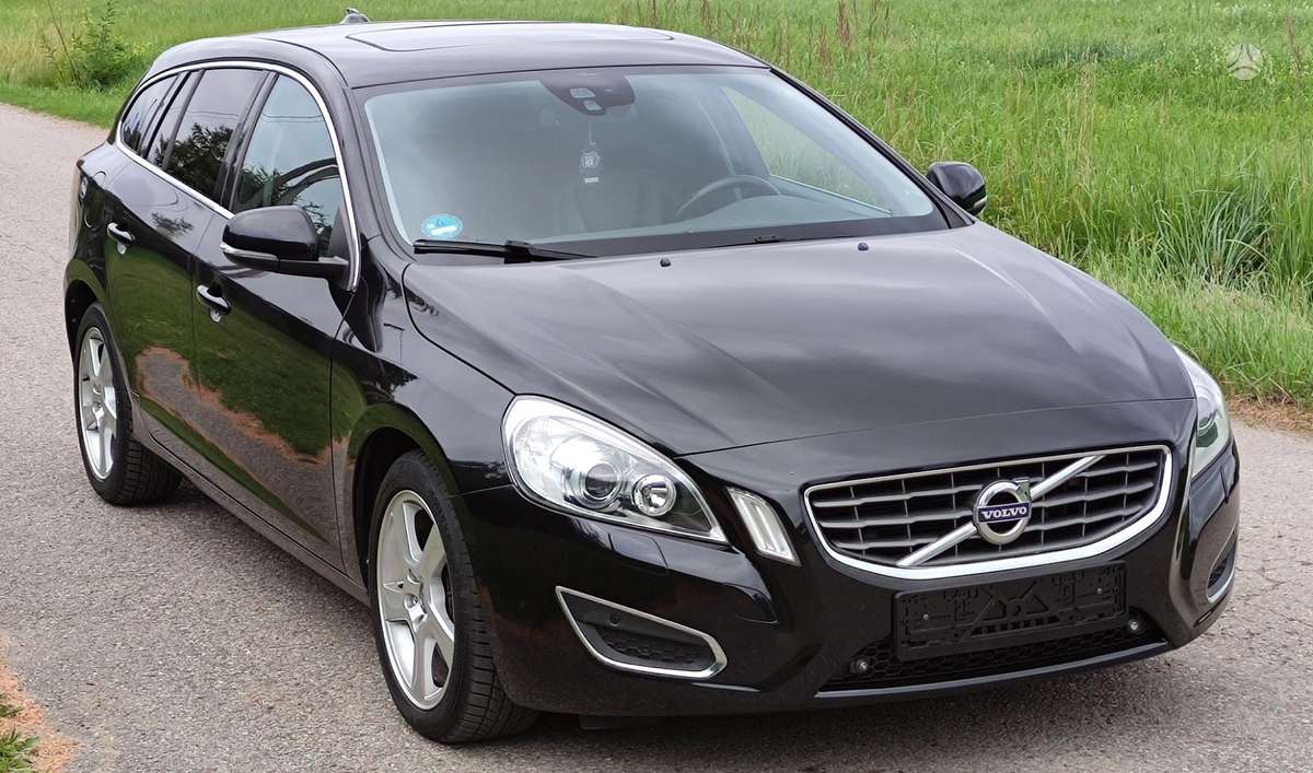 Volvo V60, 2.4 l., Хэтчбек