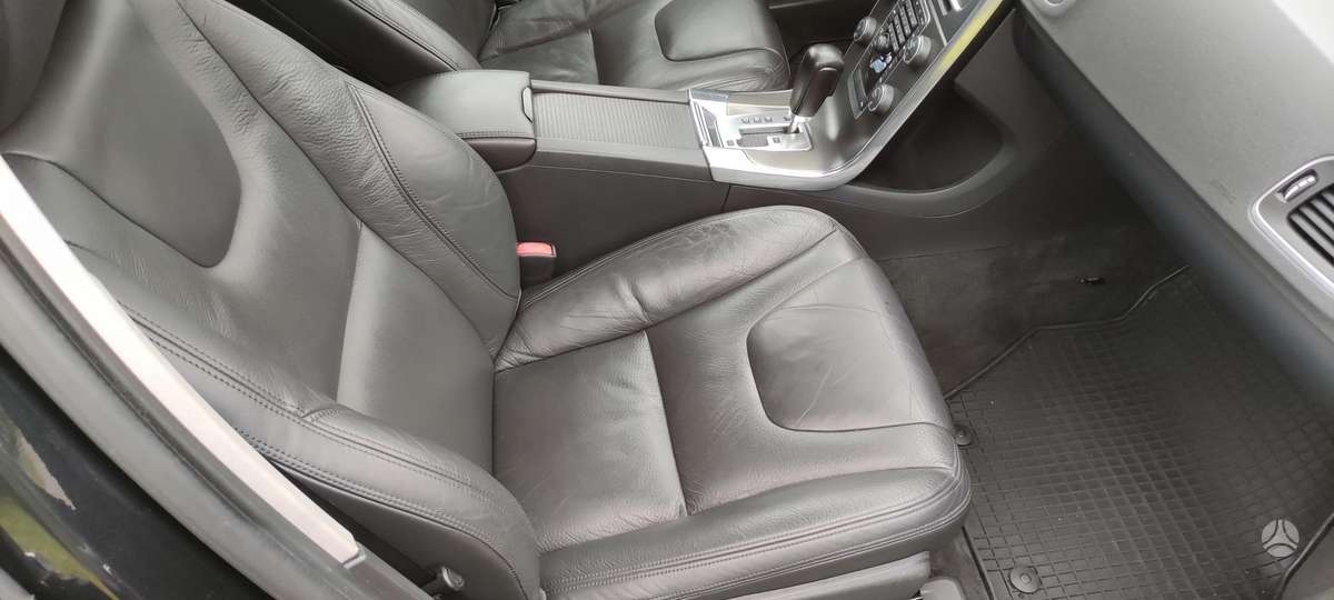 Volvo V60, 2.4 l., Хэтчбек