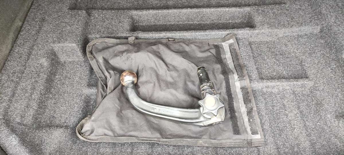 Volvo V60, 2.4 l., hatchback