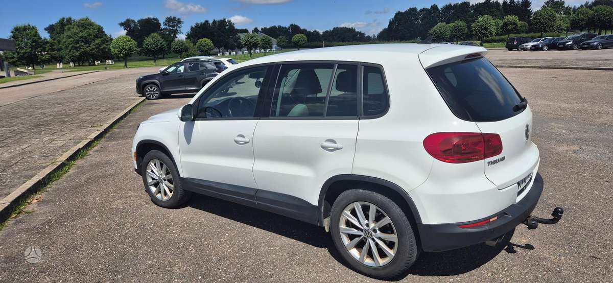 Volkswagen Tiguan - 3
