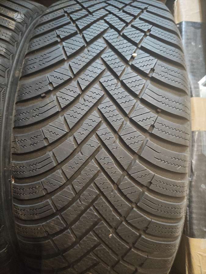 Hankook, всесезонные 225/55 R16