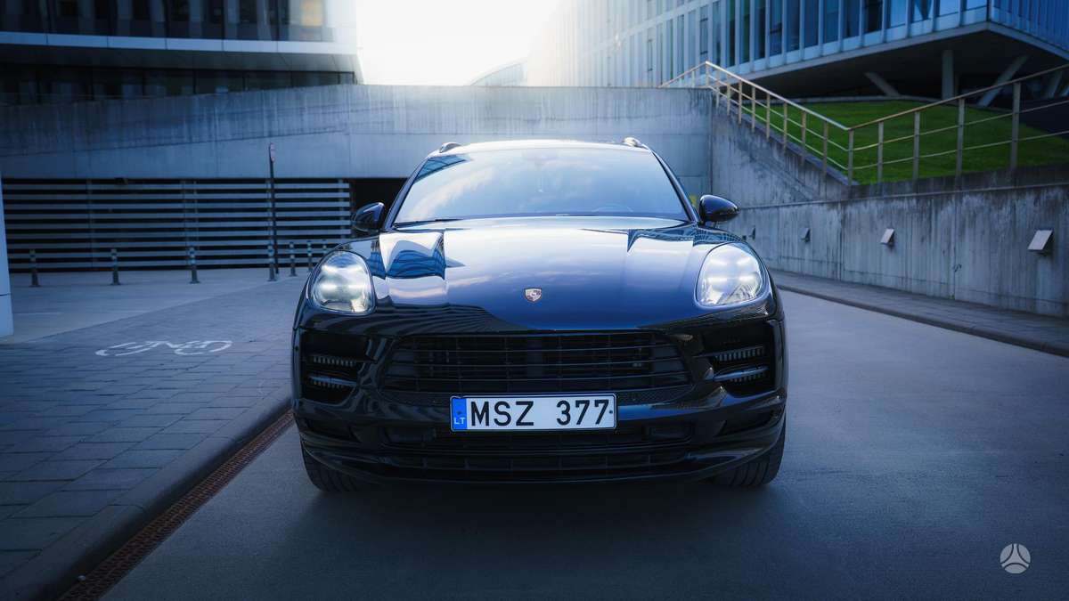 Porsche Macan - 3