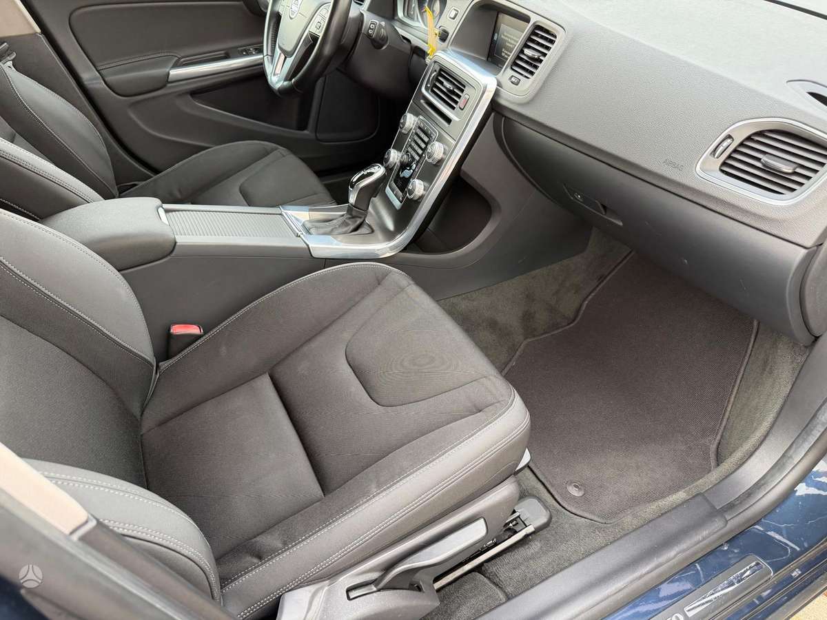 Volvo V60, 2.0 l., Универсал