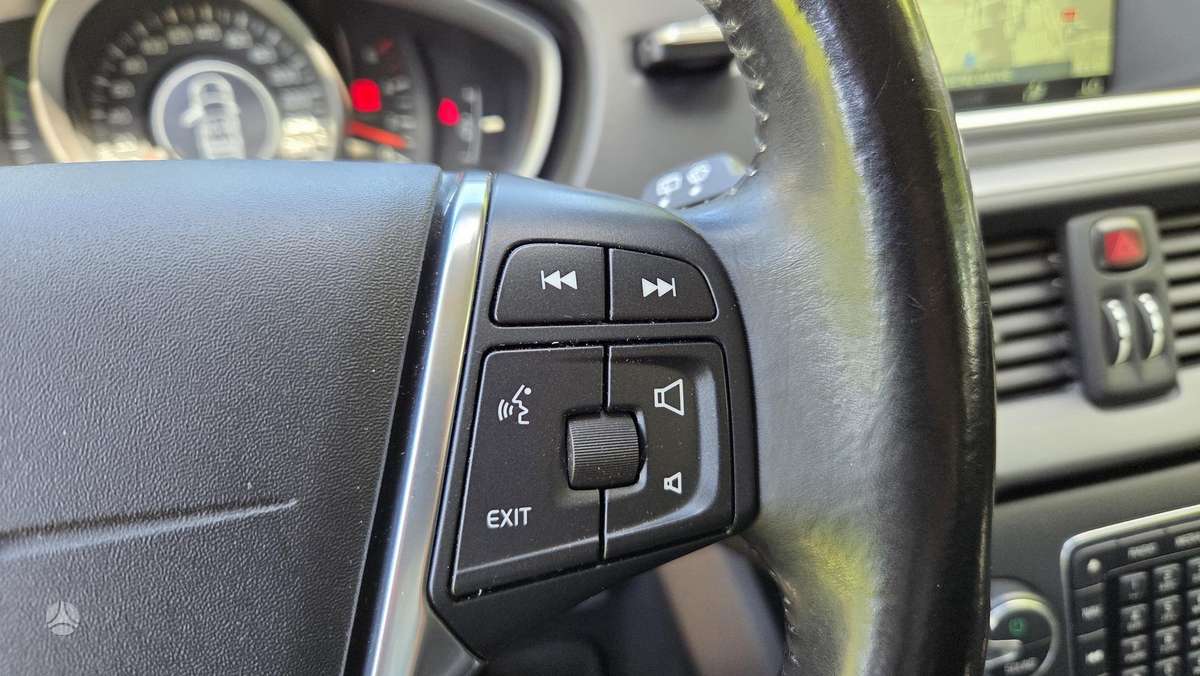Volvo V40, 1.6 l., Универсал