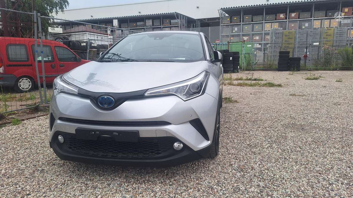 Toyota C-HR - 1