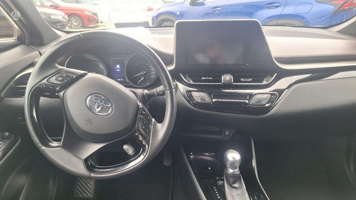 Toyota C-HR - 6