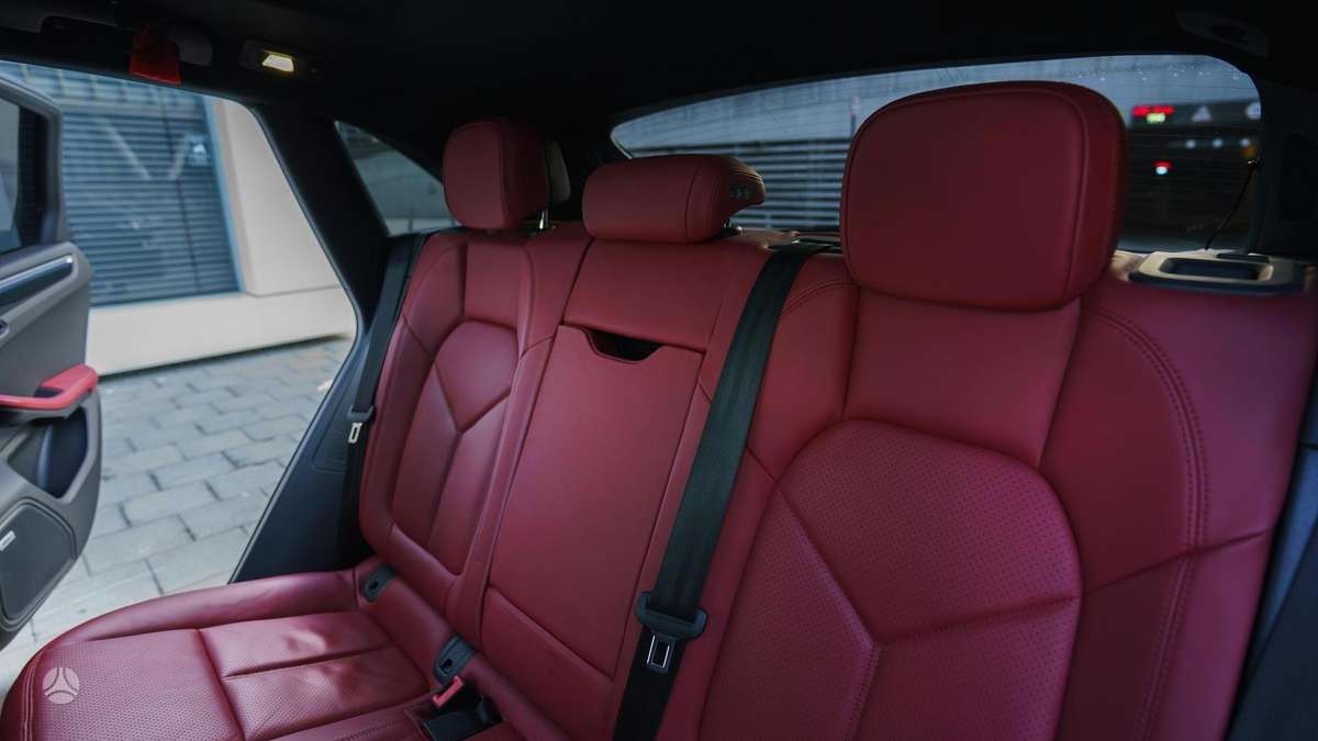 Porsche Macan - 7
