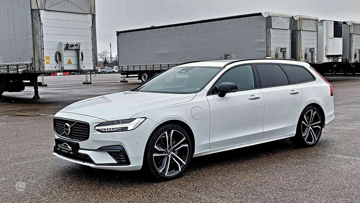 Volvo V90 - 3