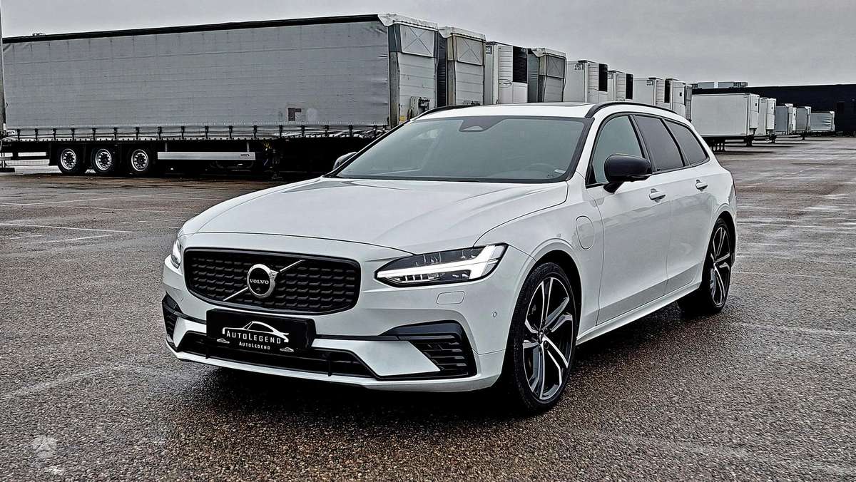 Volvo V90 - 4