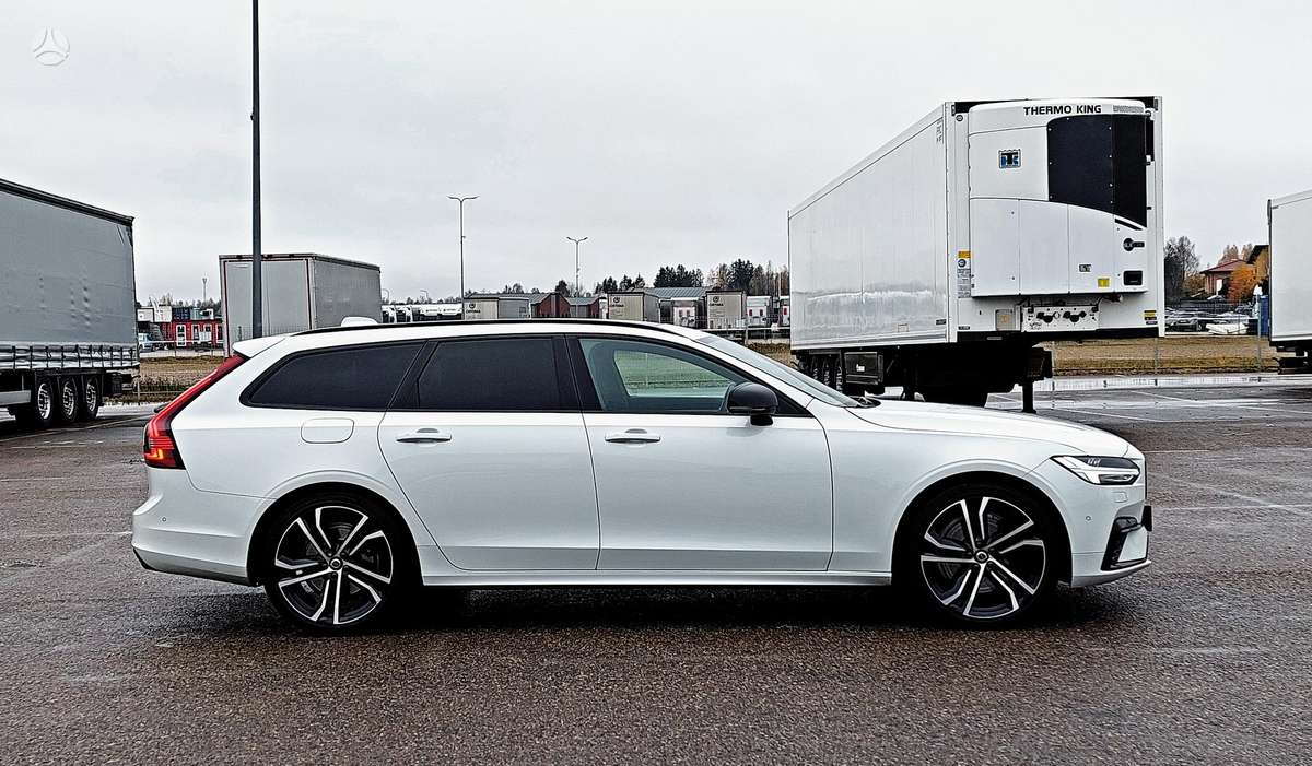 Volvo V90 - 8