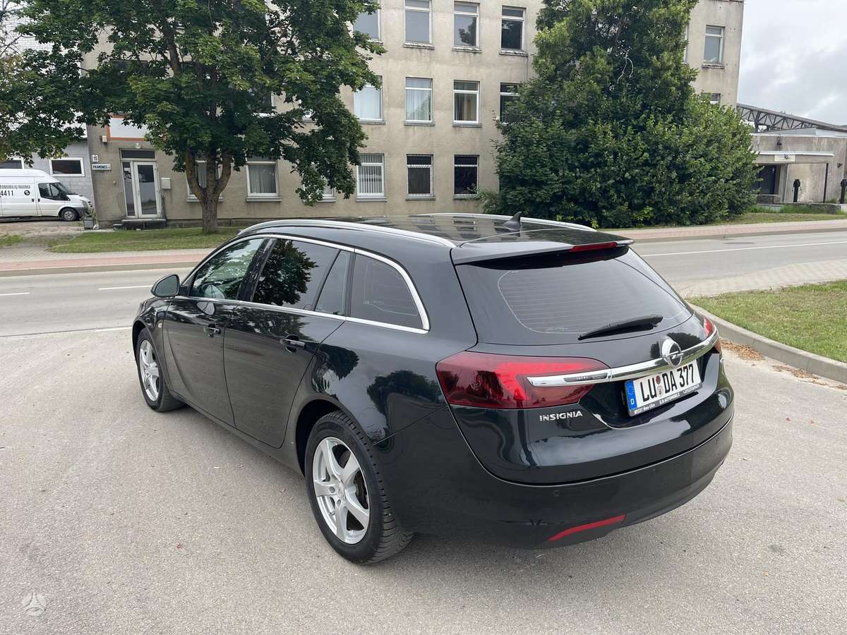 Opel Insignia, 2.0 l., wagon