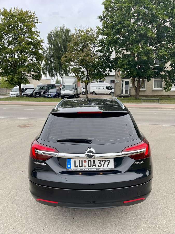 Opel Insignia, 2.0 l., universalas