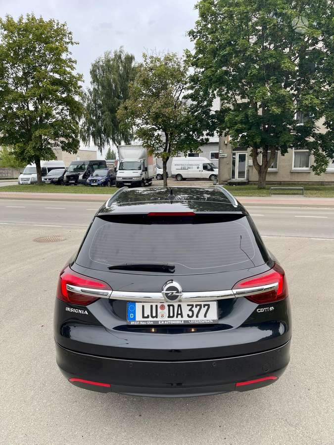 Opel Insignia, 2.0 l., wagon