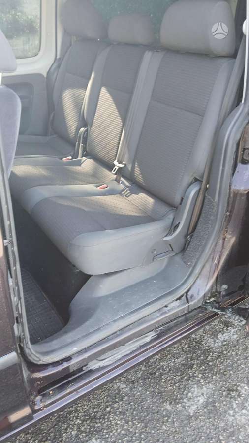 Volkswagen Caddy Maxi - 8