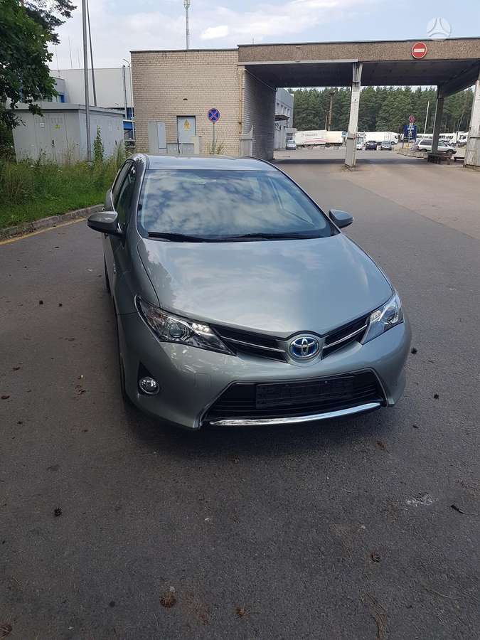 Toyota Auris - 2