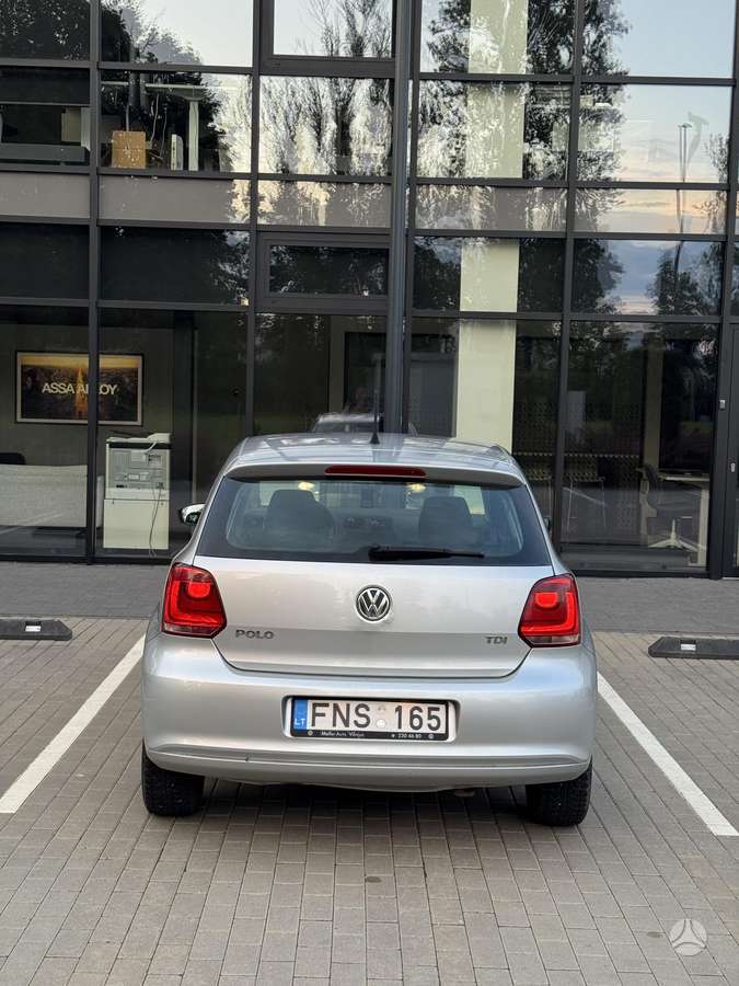 Volkswagen Polo - 4