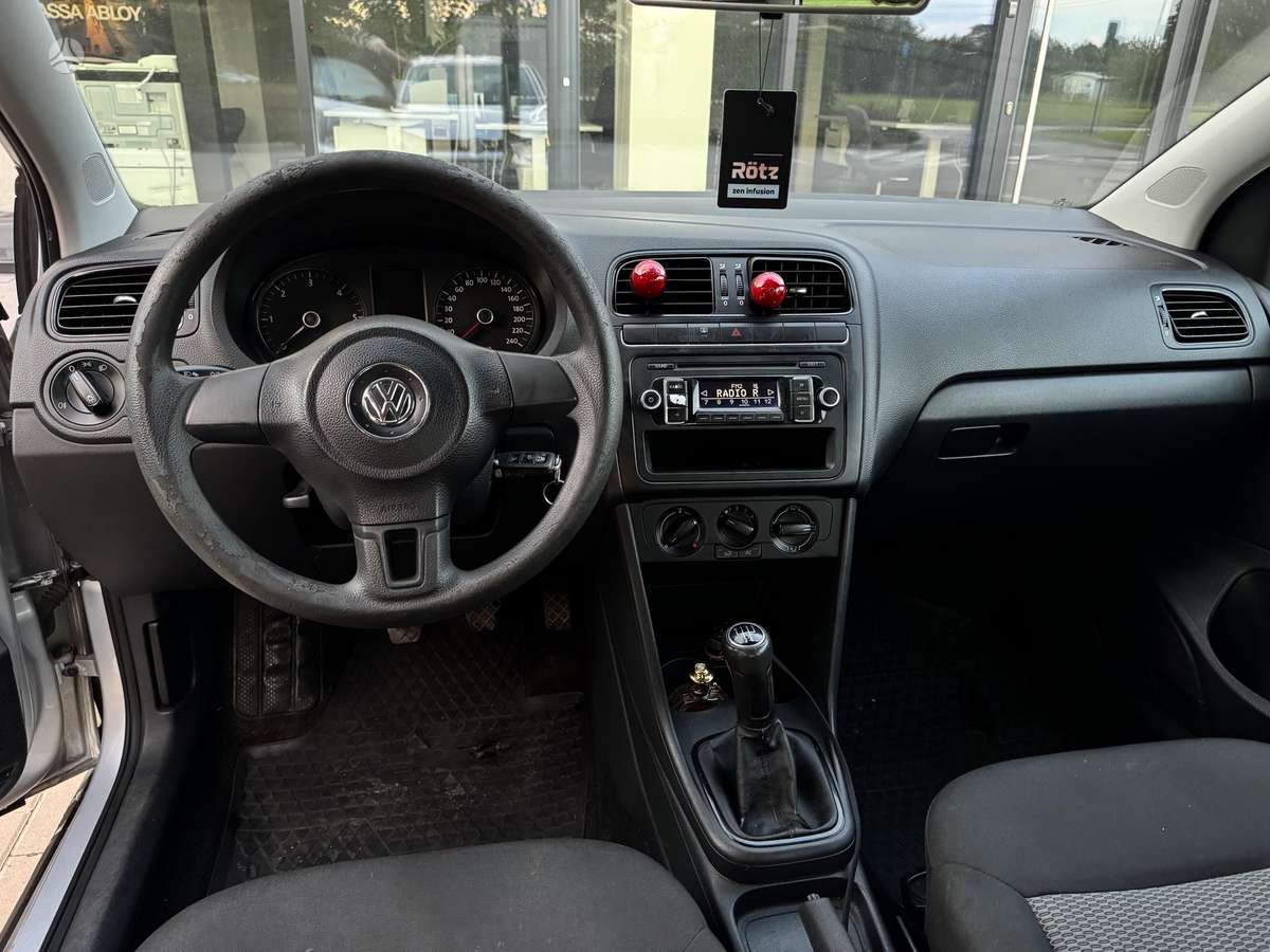 Volkswagen Polo - 7