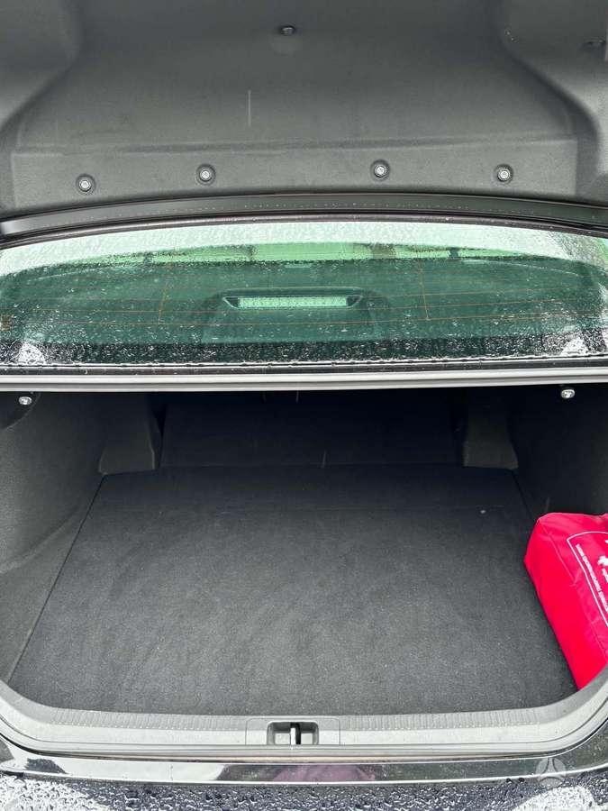 Toyota Camry - 12