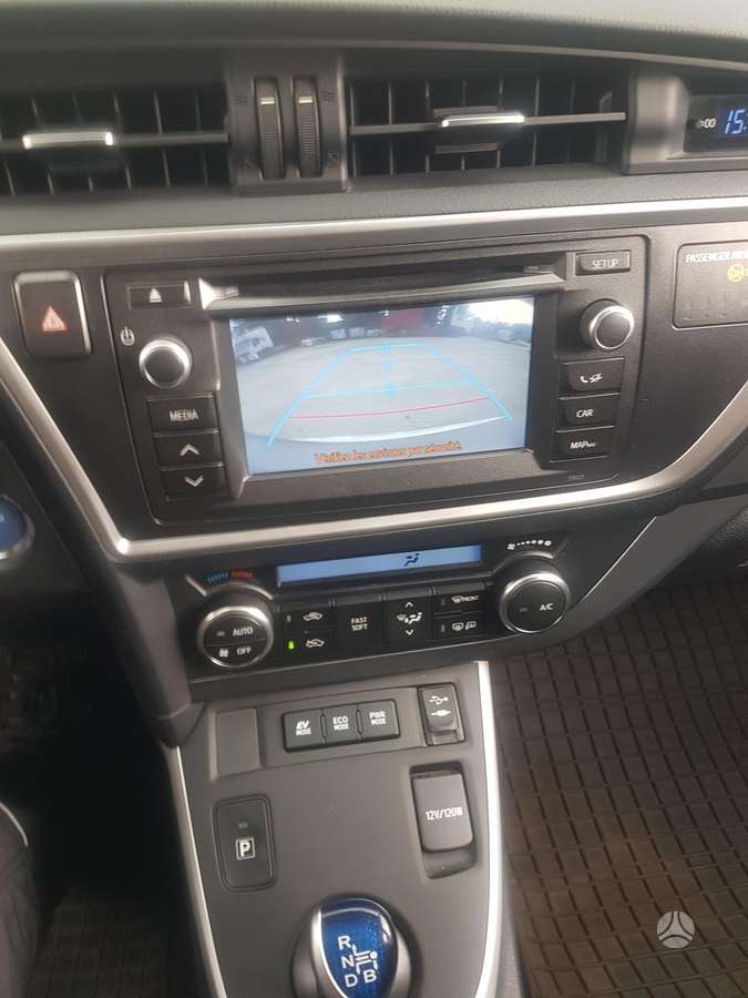 Toyota Auris - 11