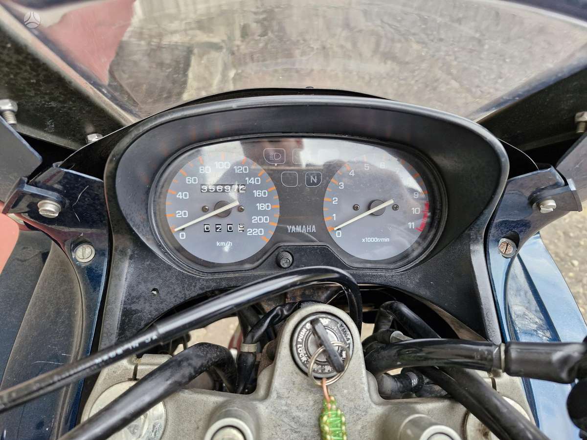 Yamaha XJ 600cc, street / classic