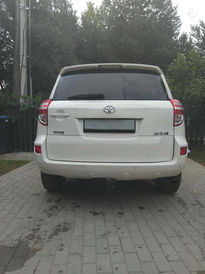 Toyota RAV4 - 2
