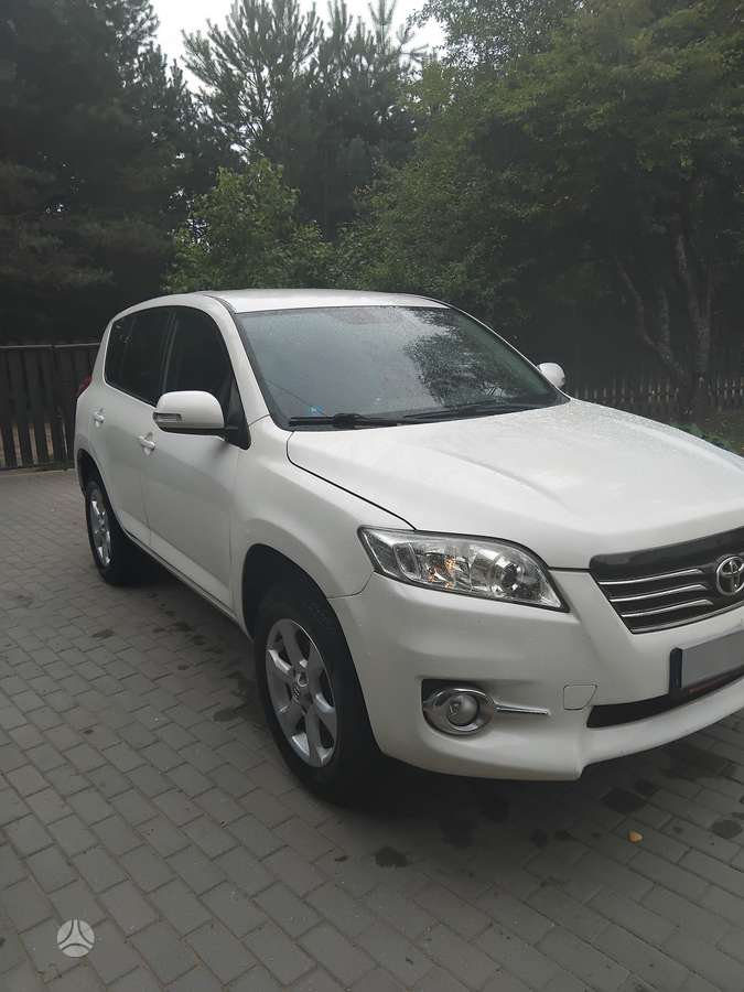 Toyota RAV4 - 3